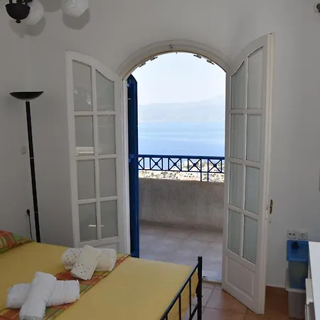 Iokasti Feriehus Pefkali