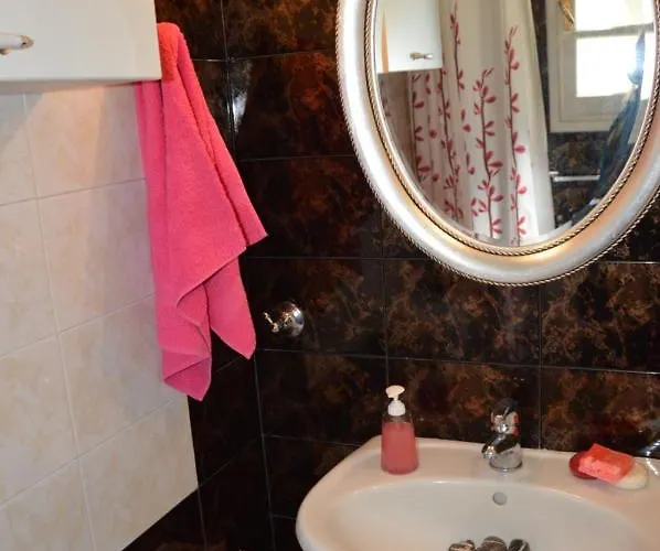 Iokasti Casa de Férias *